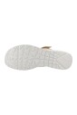 sandales-decontractees-a-enfiler