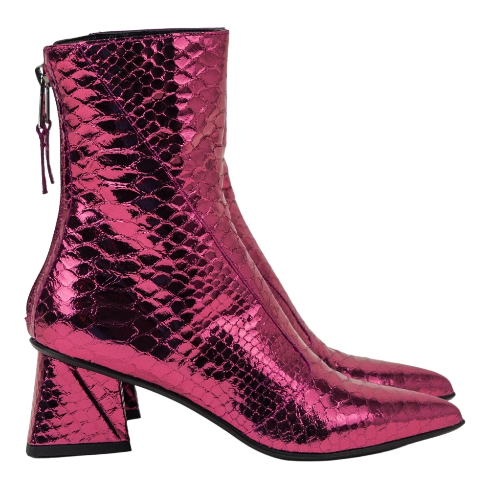 Shoes > Boots > Heeled Boots - - Strategia - Modalova