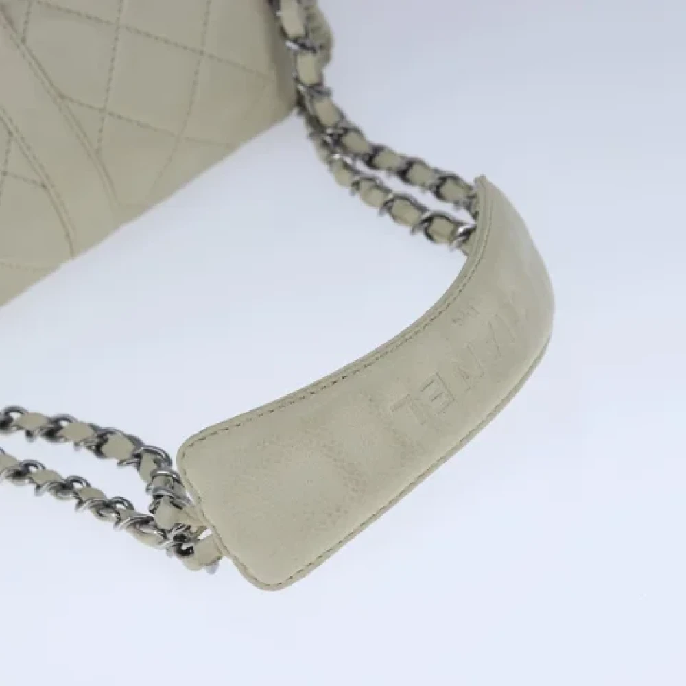 Chanel Vintage Pre-owned Leather chanel-bags White Dames