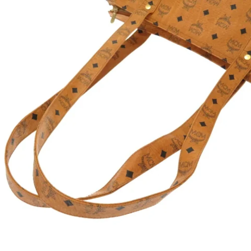 MCM Pre-owned Canvas totes Brown Dames