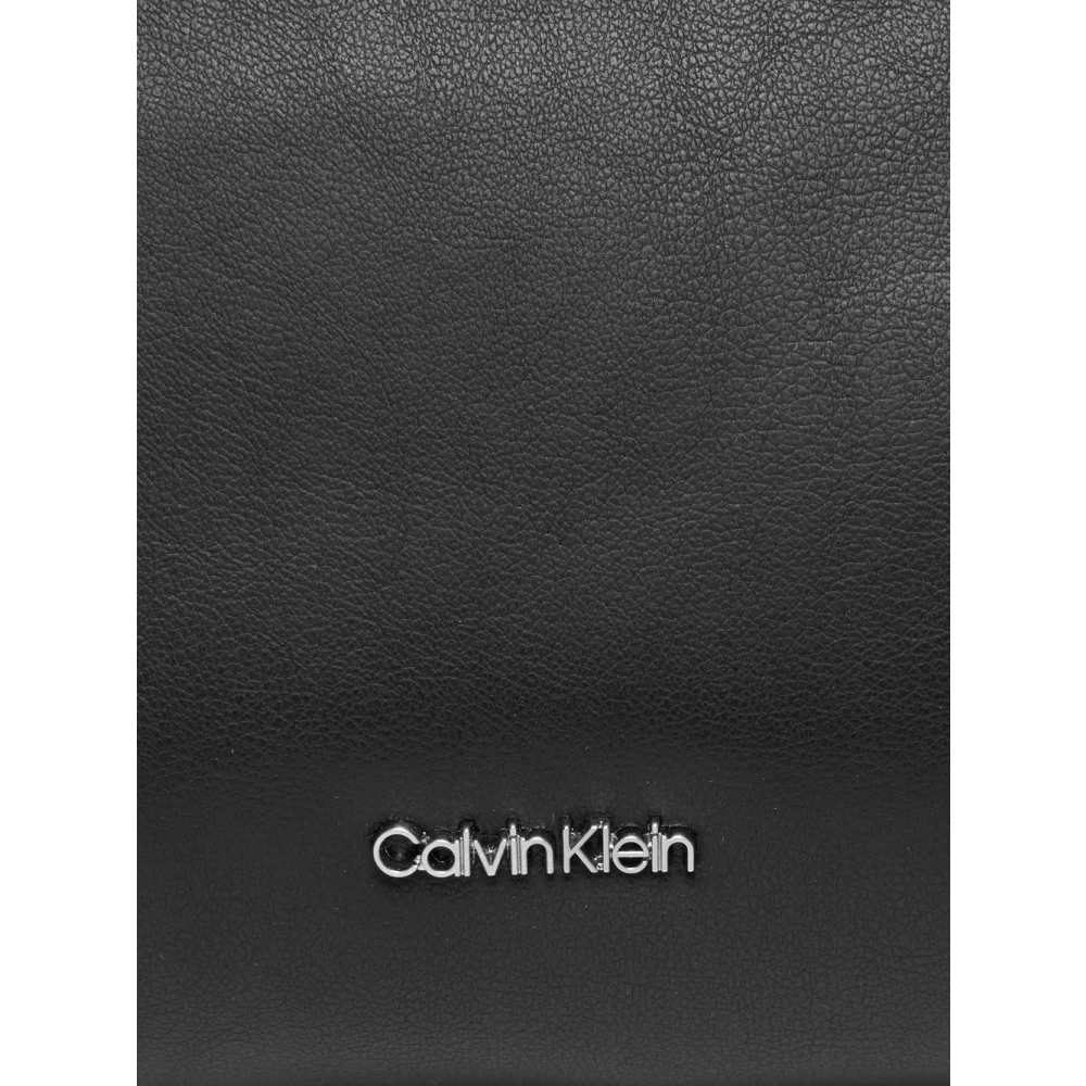 Calvin Klein Zwarte Schoudertas voor Vrouwen Black Dames