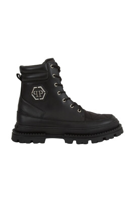 flat-black-mid-boots