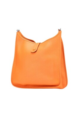 pre-owned-leather-crossbody-bags