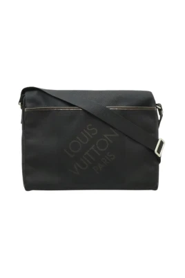 Pre-owned Damier Geant Messenger NM Axelremsväska