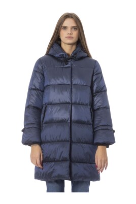 long-puffer-jacket-with-external-pockets