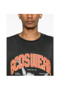 black-crew-neck-t-shirt