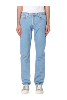 classic-straight-leg-jeans