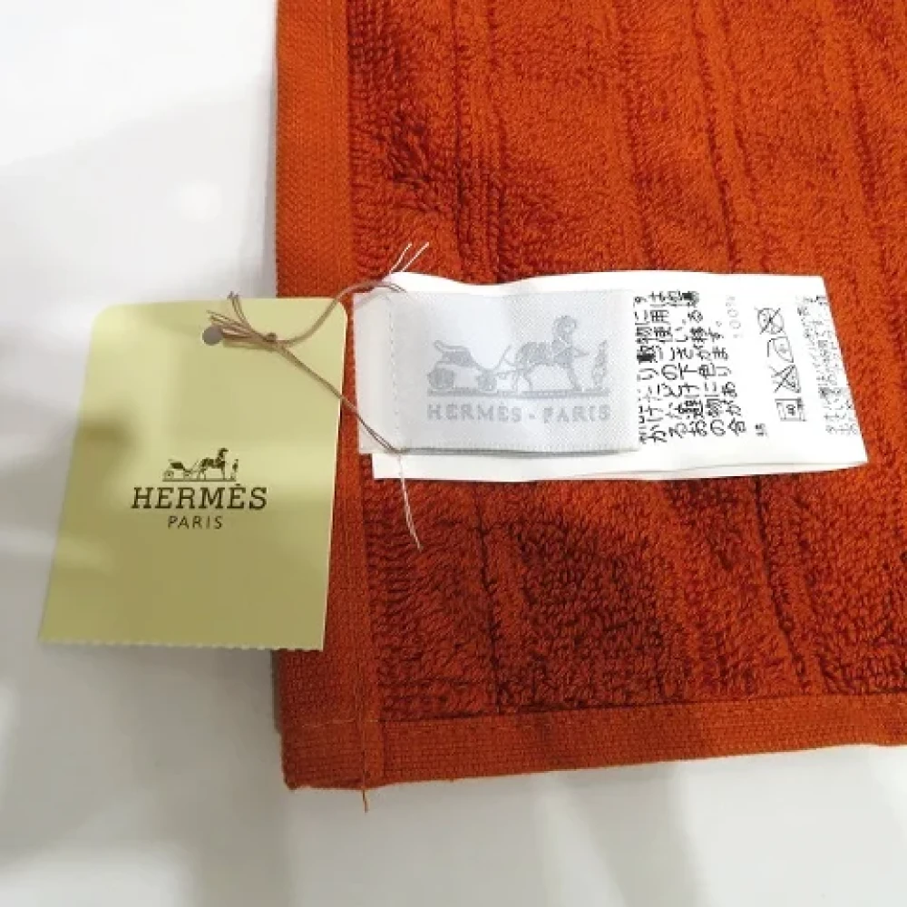 Hermès Vintage Pre-owned Cotton scarves Orange Dames