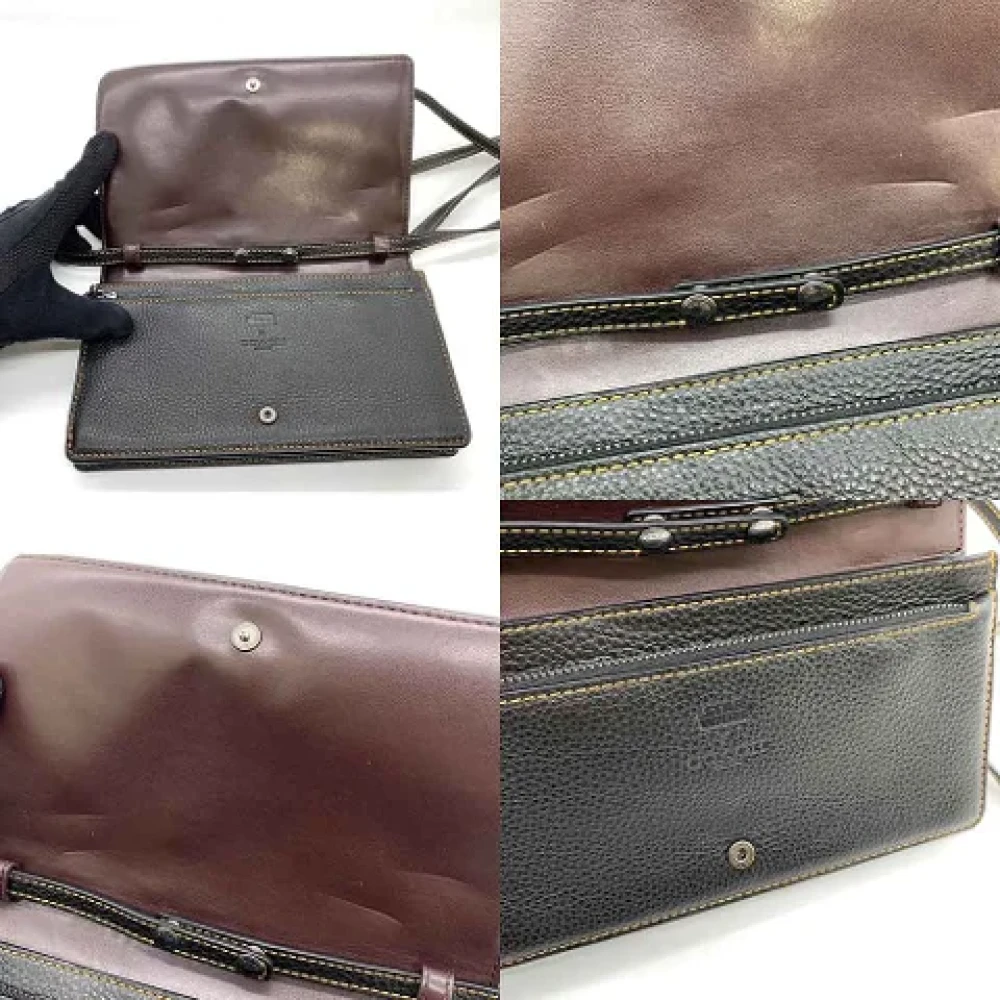 Coach Pre-owned Canvas shoulder-bags Beige Dames