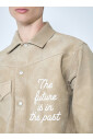 veste-en-daim-avec-logo-imprime