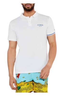 polo-bas-blanc-coupe-reguliere