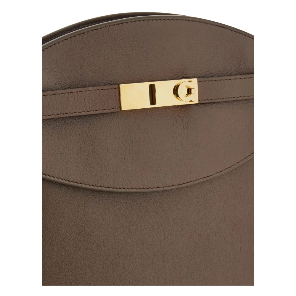 Salvatore Ferragamo Klei Knuffel Stijlvol Armband Beige Dames