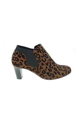 Trendiga ankelboots med leopardtryck