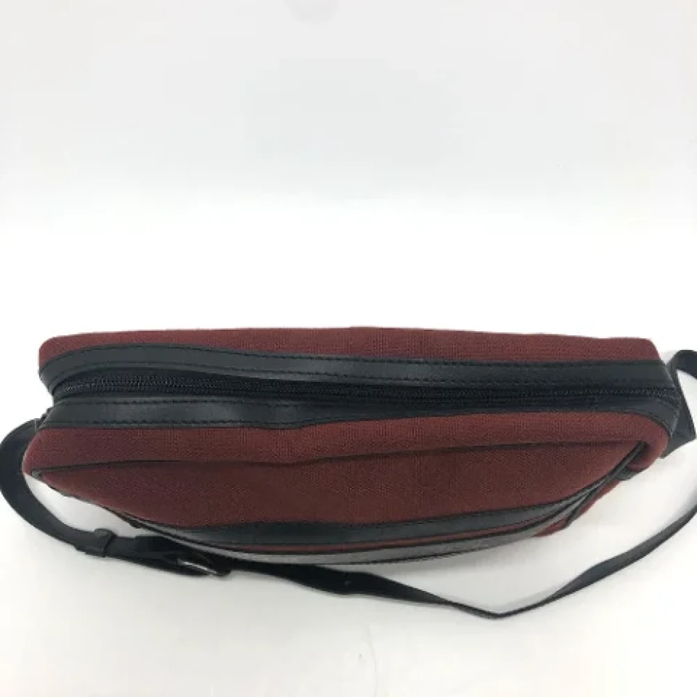 Yves Saint Laurent Vintage Pre-owned Cotton shoulder-bags Red Dames