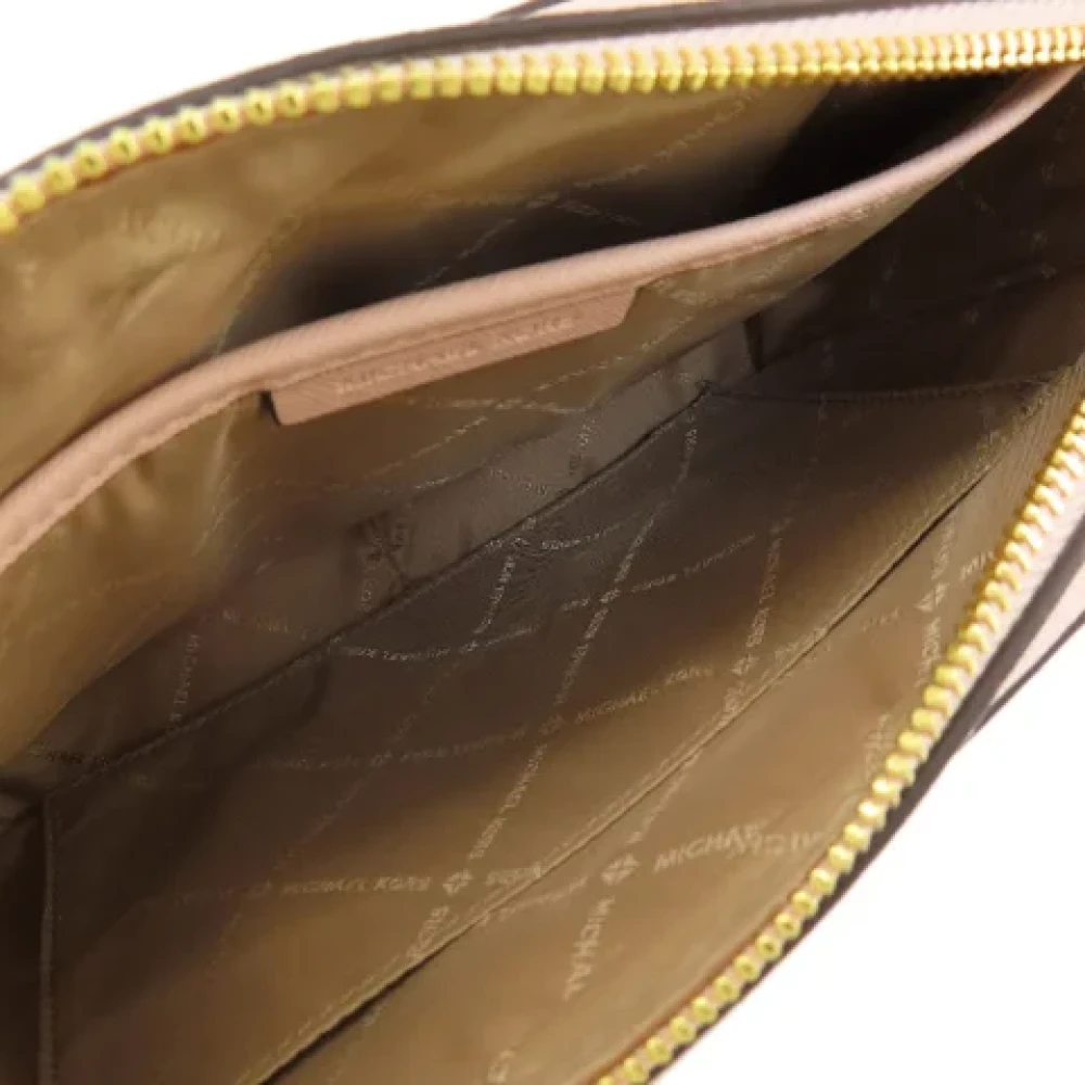 Michael Kors Pre-owned Fabric shoulder-bags Pink Dames