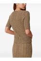 sweaters-met-geschulpte-rand-v-hals-bruin