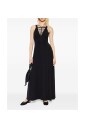 robe-noire-a-col-en-v-avec-details-de-sangle