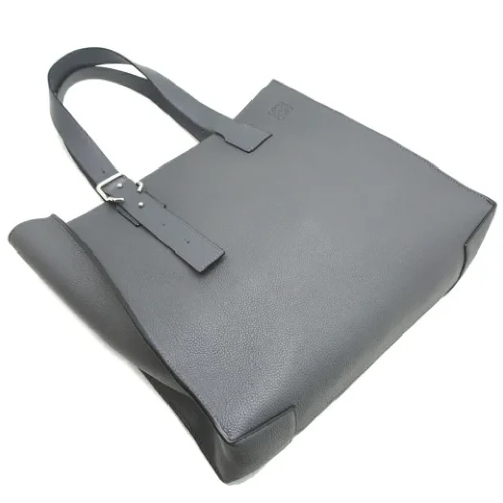 Loewe Pre-owned Leather handbags Gray Dames