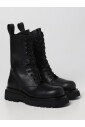 bottes-de-combat-en-cuir-noir