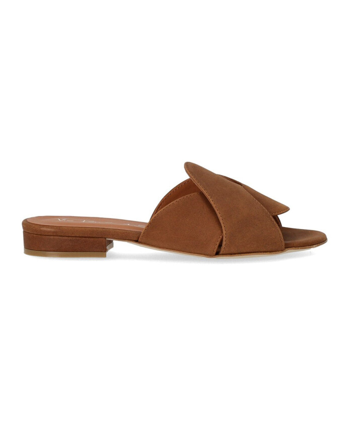 sandale-en-cuir-nubuck-marron-clair