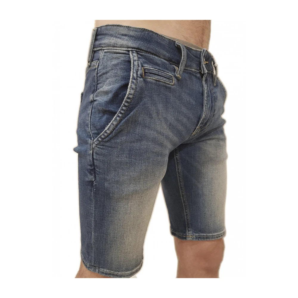 Guess Stijlvolle Bermuda Shorts voor de zomer Blue Heren