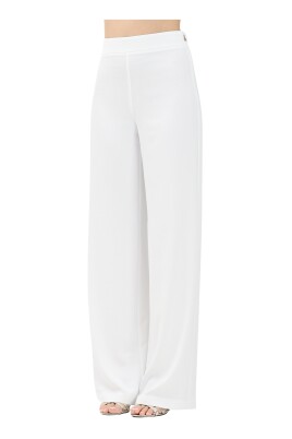 vita-eleganta-byxor-for-kvinnor