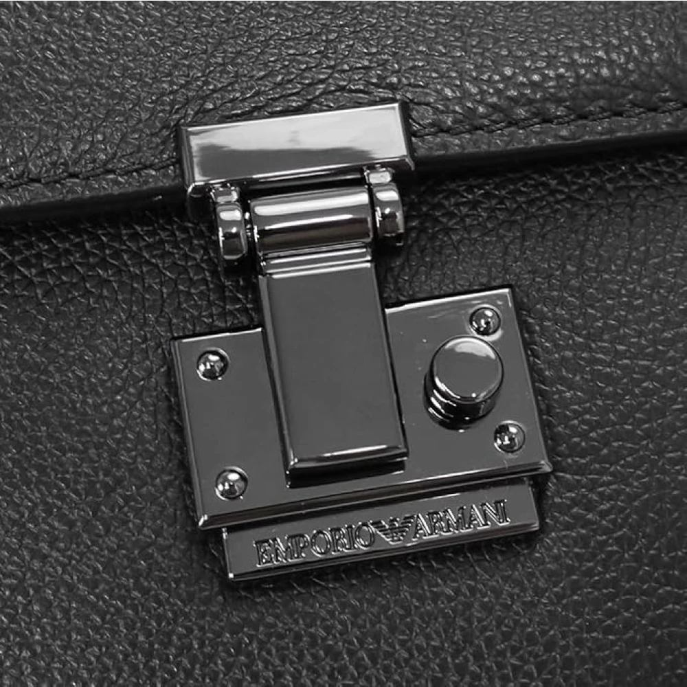 Emporio Armani Zwarte leren handtas met metalen sluiting Black Heren