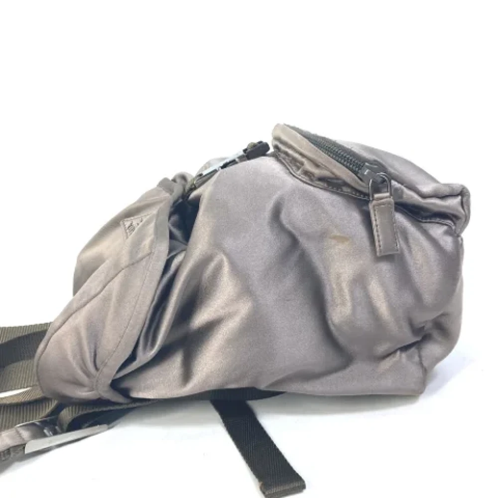 Prada Vintage Pre-owned Fabric shoulder-bags Brown Dames
