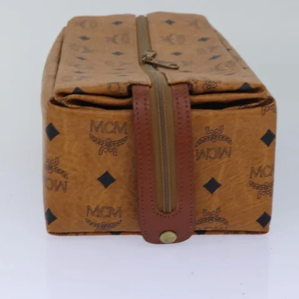 MCM Pre-owned Canvas clutches Brown Dames