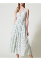 robe-longue-en-coton-vert-avec-broderie-sangallo