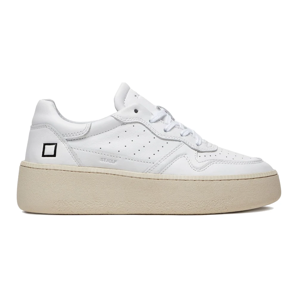D.a.t.e. Witte Leren Lage Sneakers met Geperforeerde Neus Dames Schoenen
