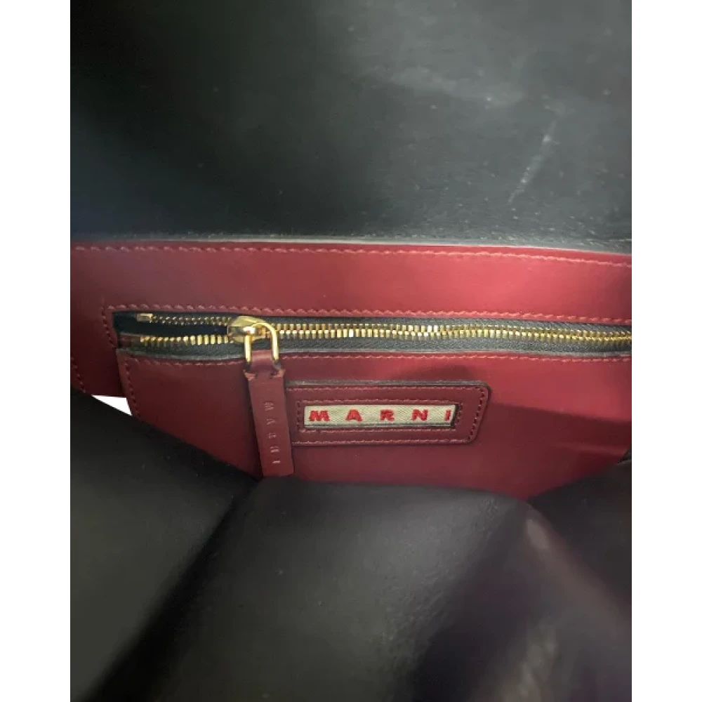 Marni Pre-owned Leather shoulder-bags Red Dames