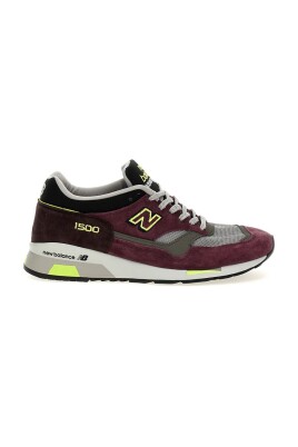 lace-up-sneaker