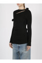pull-en-tricot-asymetrique-a-fleurs