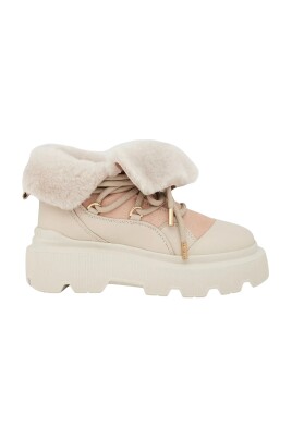 beige-leather-snow-boots-slip-on-lace-up