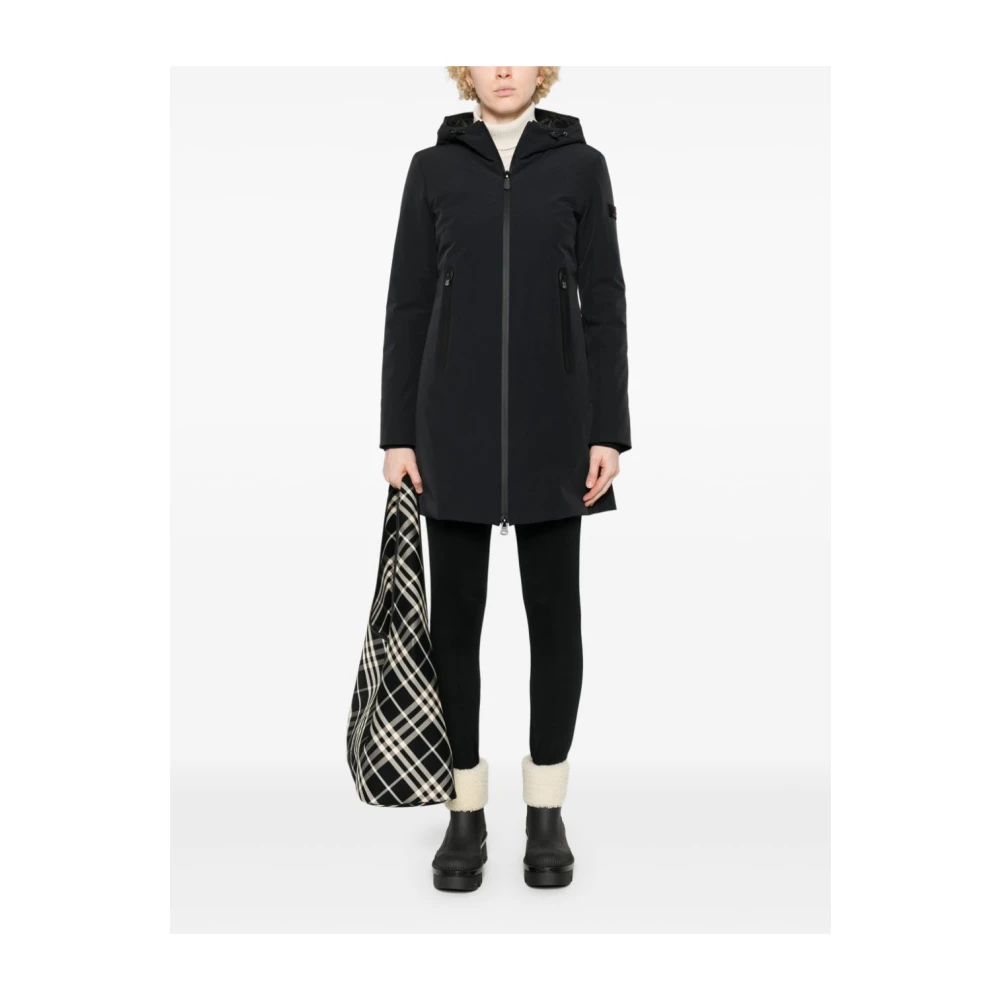 Peuterey Zwarte Gevoerde Isolatiejas Black Dames