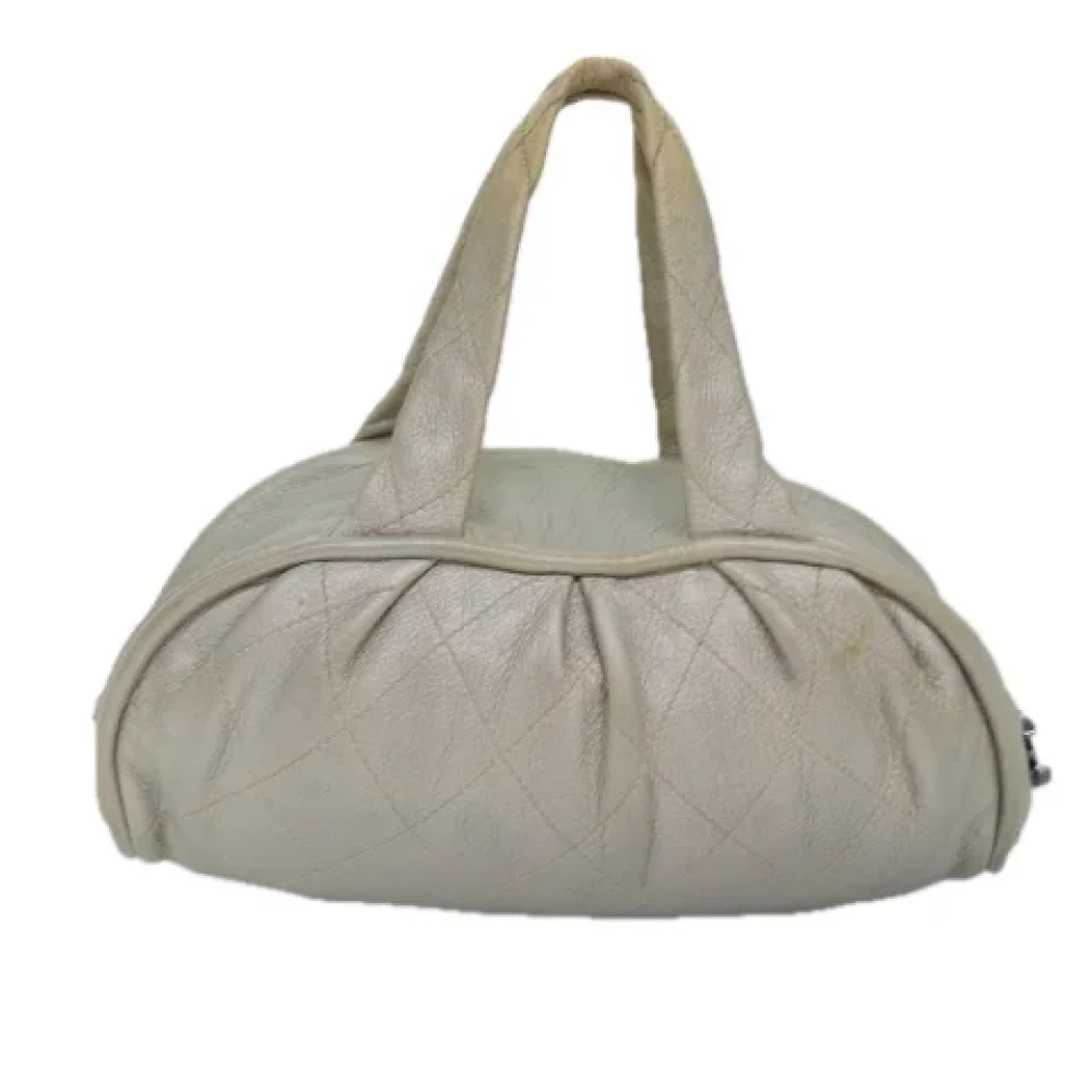Chanel Vintage Pre-owned Leather handbags Gray Dames