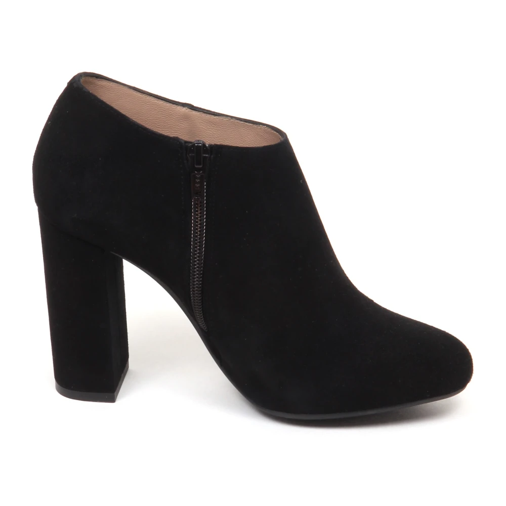 Shoes > Boots > Heeled Boots - - Unisa - Modalova