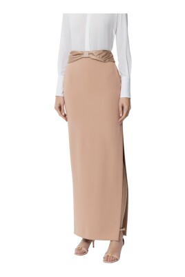 elegant-long-crepe-skirt-with-side-slit