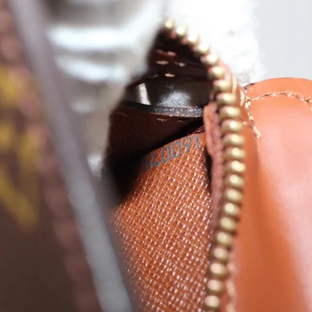 Louis Vuitton Vintage Pre-owned Canvas clutches Brown Dames