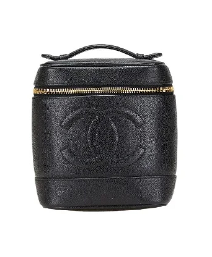 pre-owned-cuir-sacs-main