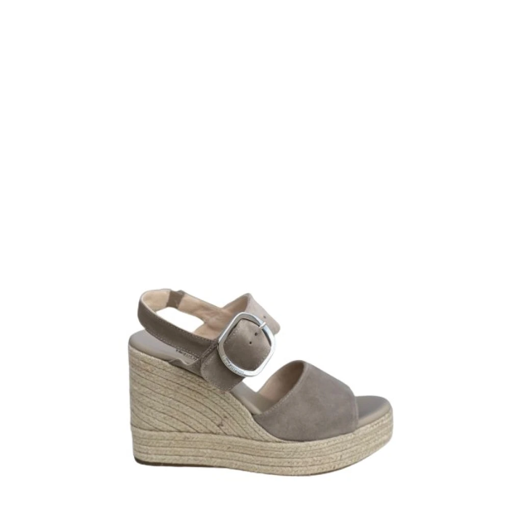 Shoes > Heels > Wedges - - Nerogiardini - Modalova