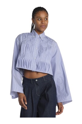 blue-cropped-shirt