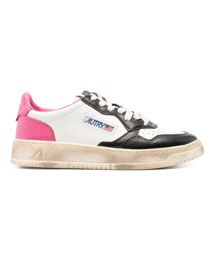 multicolour-sneakers-with-vintage-style