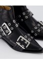 bottines-plates-feminines-a-boucle