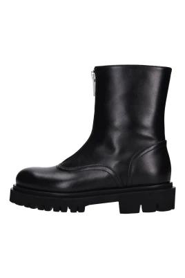 9902 Läderkängor