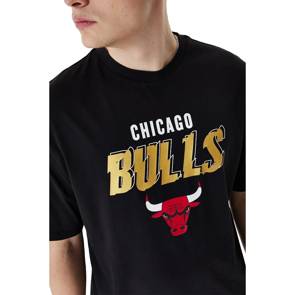 new era Zwarte Bulls Team Script Tee Black Heren