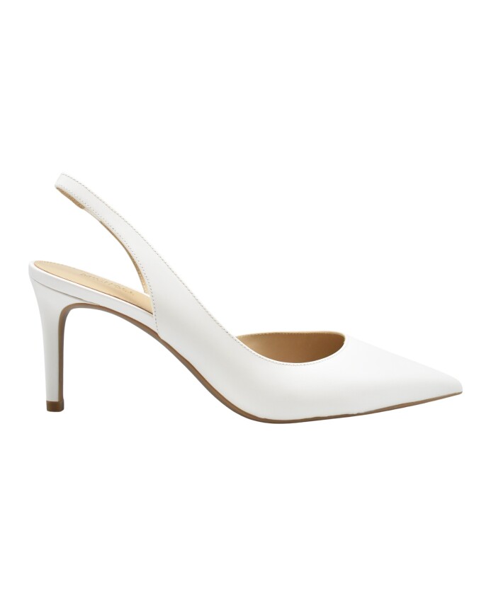 chaussures-blanches-en-dentelle-style-elegant