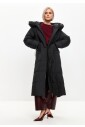 manteau-puffer-oversize-a-capuche-et-poignets-en-fausse-fourrure