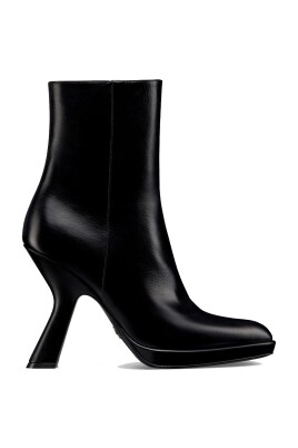 svarta-ankelboots-for-kvinnor